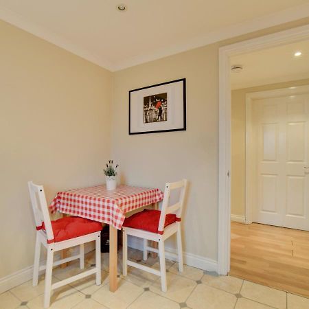 Bowleaze Beach Apartment Weymouth Esterno foto
