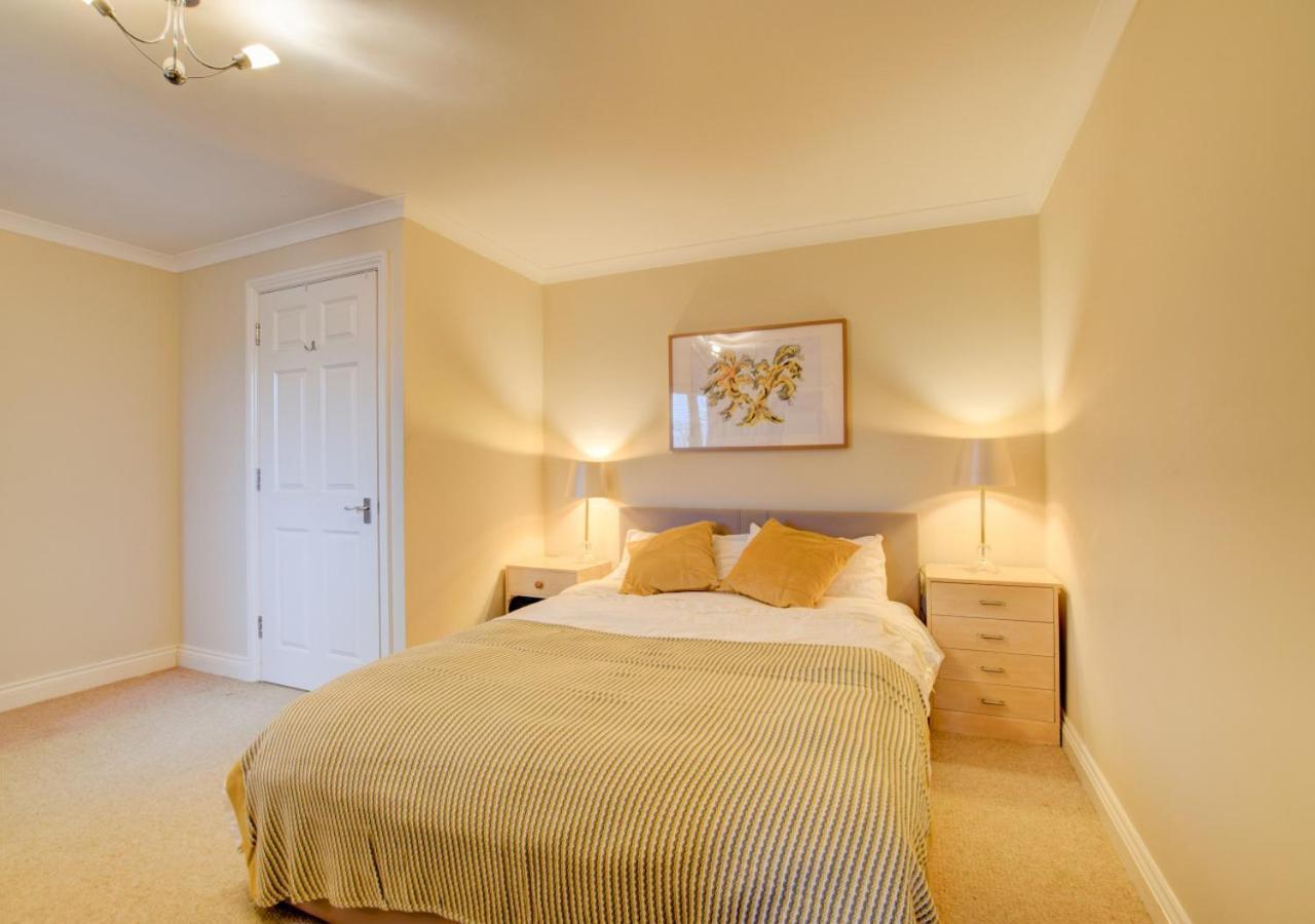Bowleaze Beach Apartment Weymouth Esterno foto